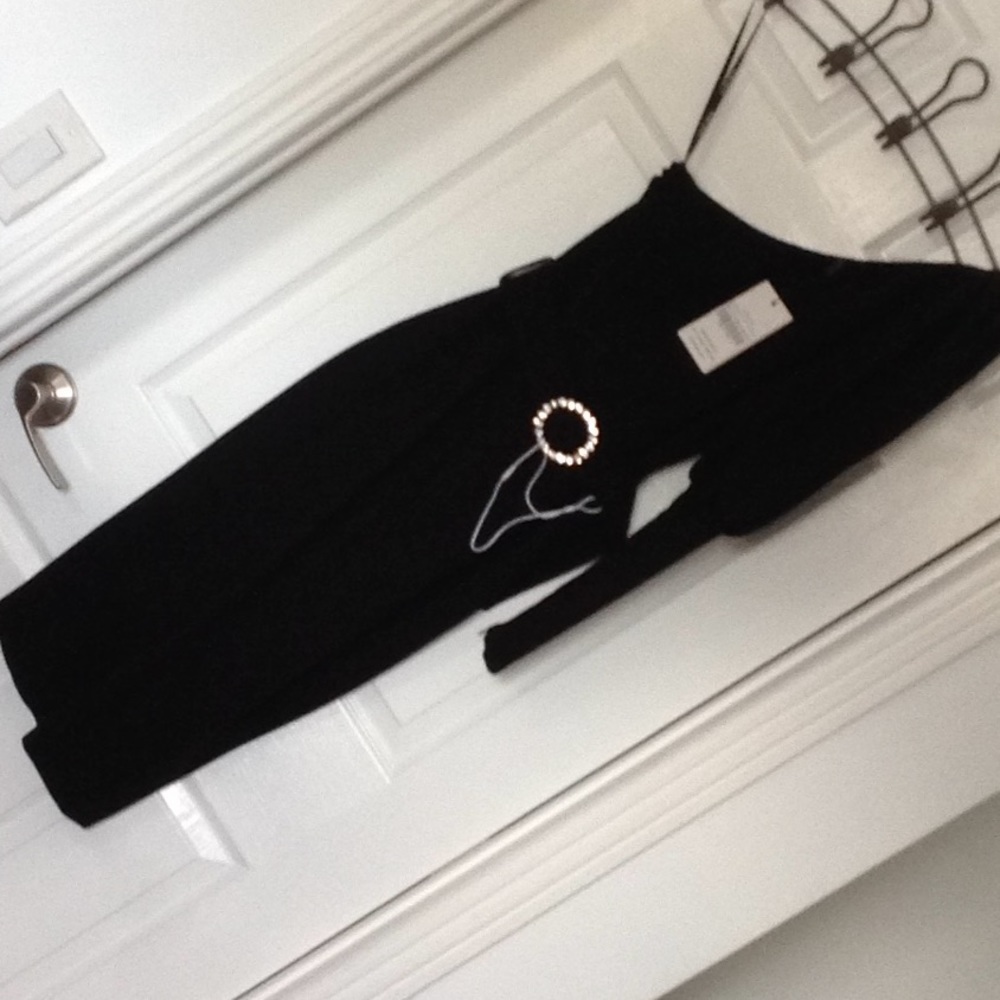 Lavish Alice black midi Dress